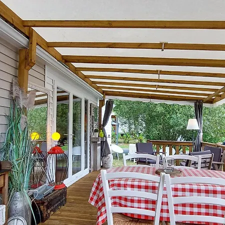 Campeggio Gorgeous Stacaravan In