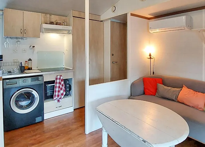 Gorgeous Stacaravan In אתר קמפינג Saint-Paul-lès-Dax