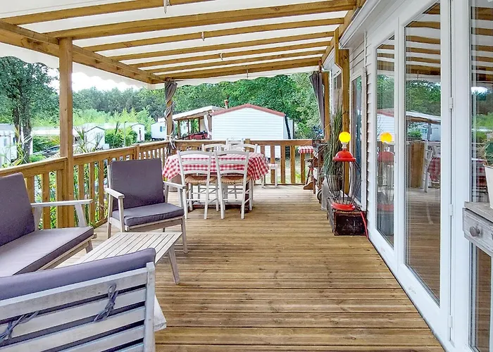 Gorgeous Stacaravan In