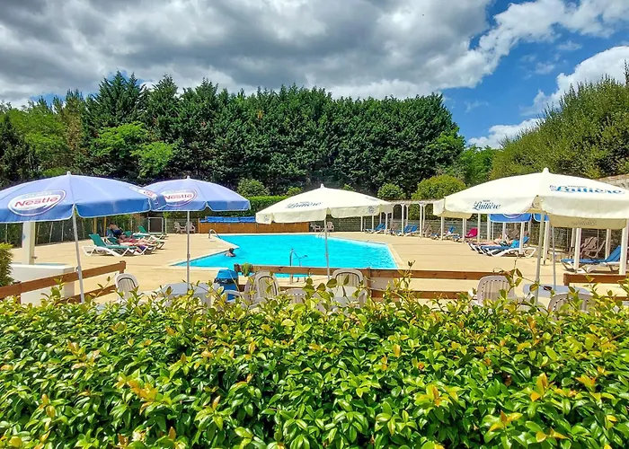 Gorgeous Stacaravan In אתר קמפינג 3*