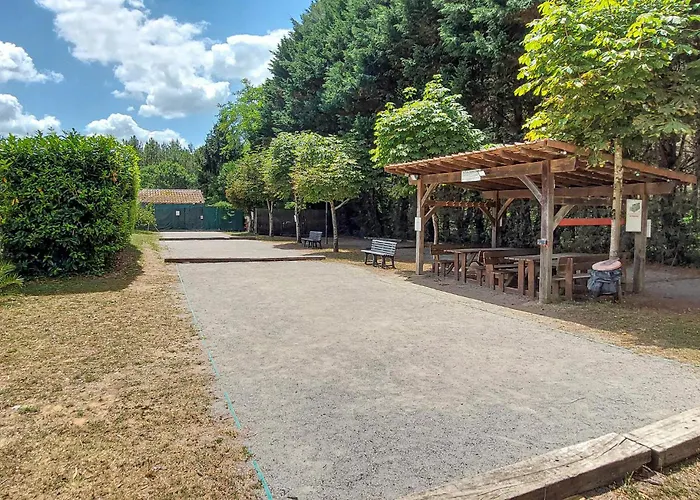 Gorgeous Stacaravan In